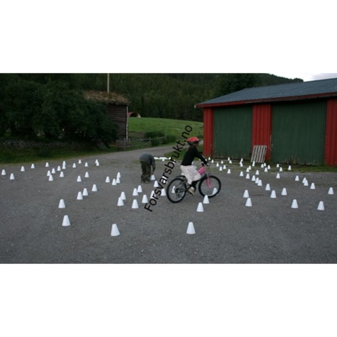 Hovedbilde KONER / HVITE TOPPER